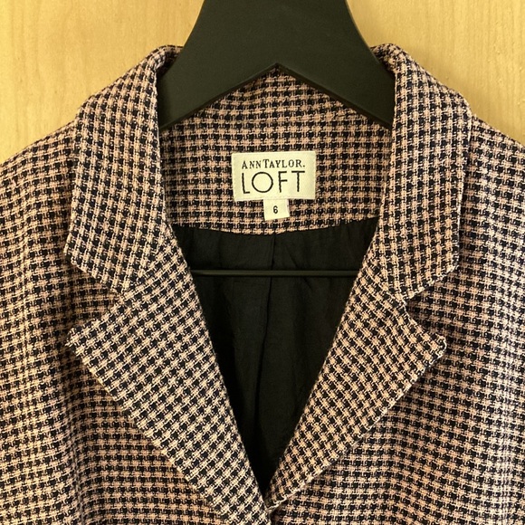 Ann Taylor Loft Wool Blazer with belt, women’s size 6 - Picture 3 of 11